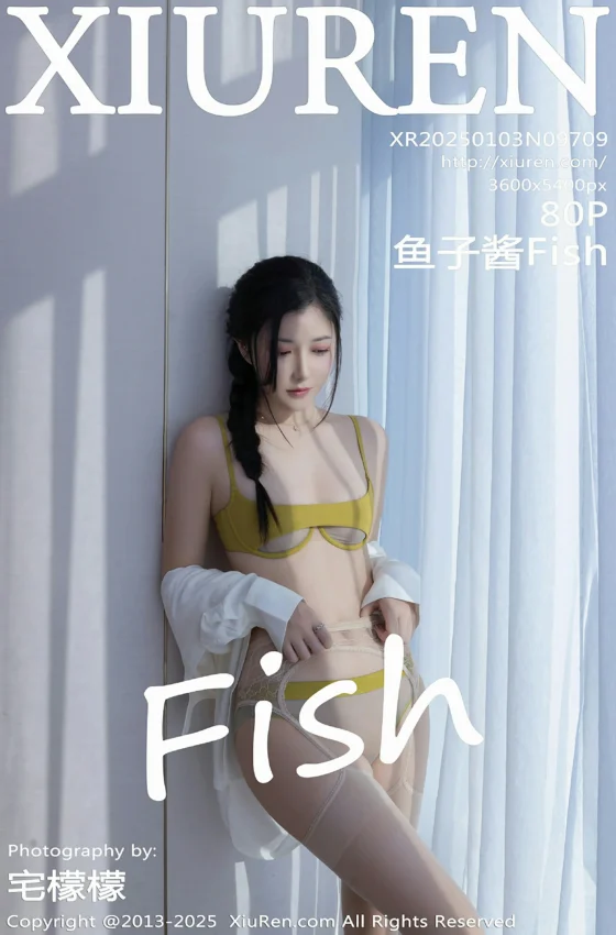 [XiuRen秀人网] 2025.01.03 No.9709 鱼子酱Fish 白色衬衫 诱人白色丝袜 性感写真 [80+1P]