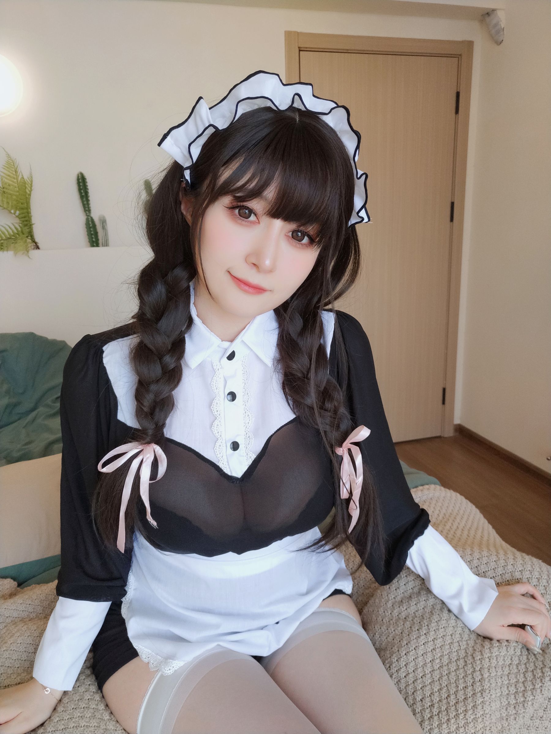 [COSPLAY] Coser小姐姐白银 – 透明なメイド服