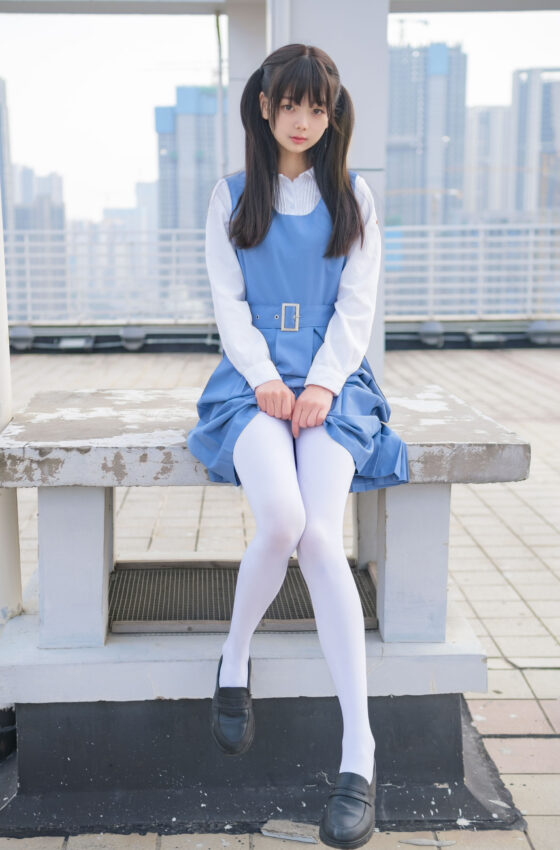 [稚乖画册] 晴空 赤西夜夜 天台真空80D白 [79P]