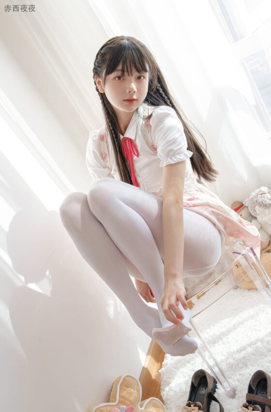 [稚乖画册] 夜夜 白丝JK [81P]