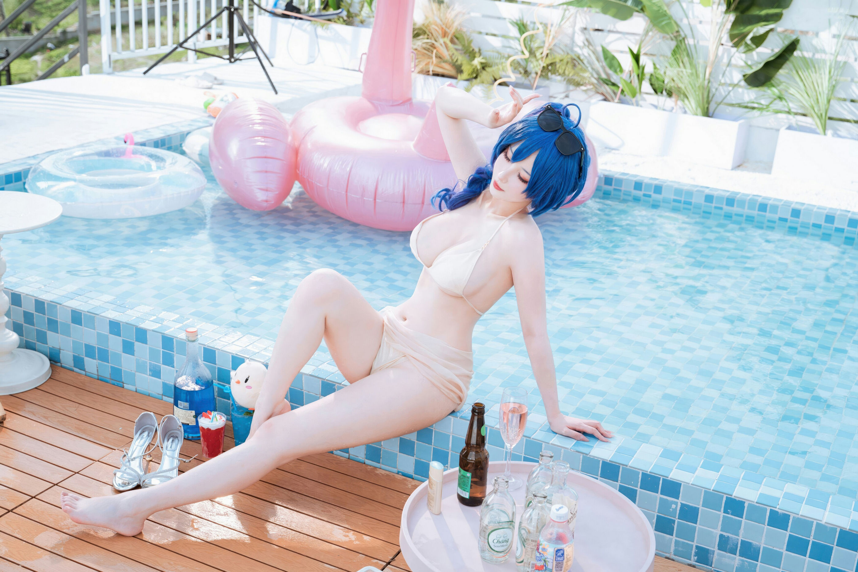 [COSPLAY]rioko凉凉子 – 圣路易斯 香槟色比基尼