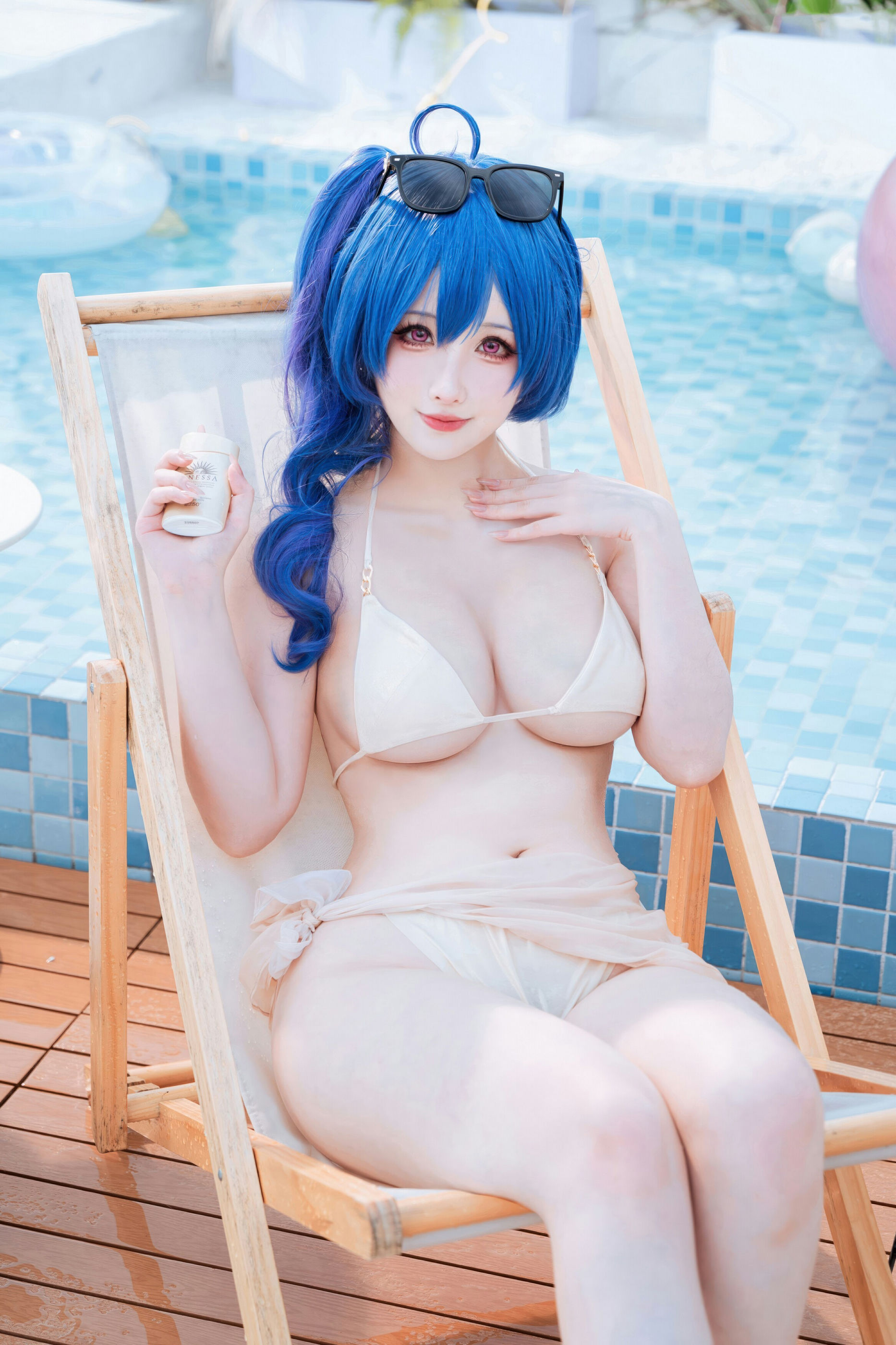 [COSPLAY]rioko凉凉子 – 圣路易斯 香槟色比基尼