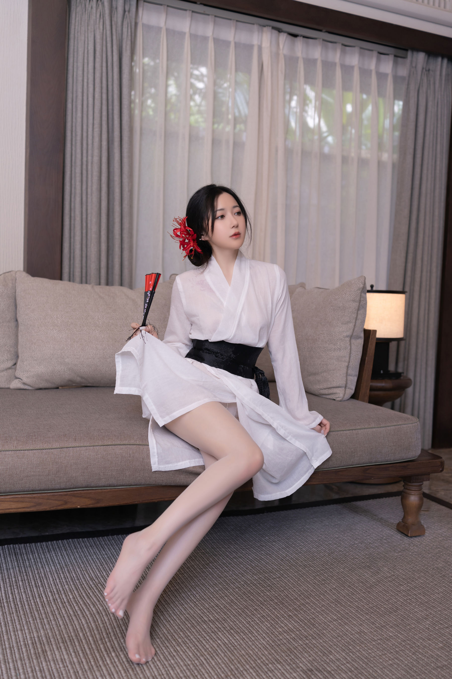 [秀人内购] 鱼子酱Fish 诱人私拍福利 寂