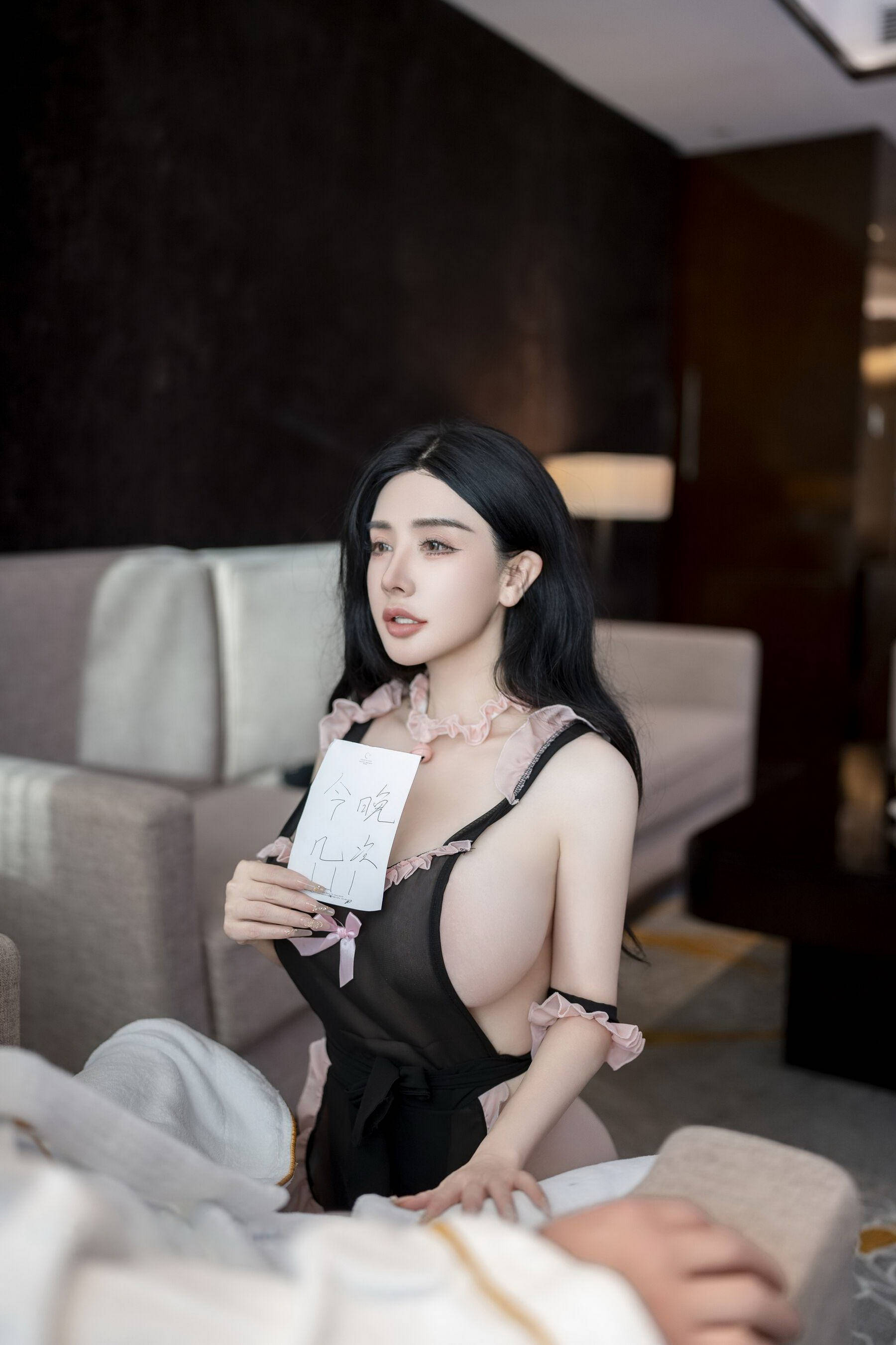 [秀人内购] 潘思沁 诱人私拍福利 女仆
