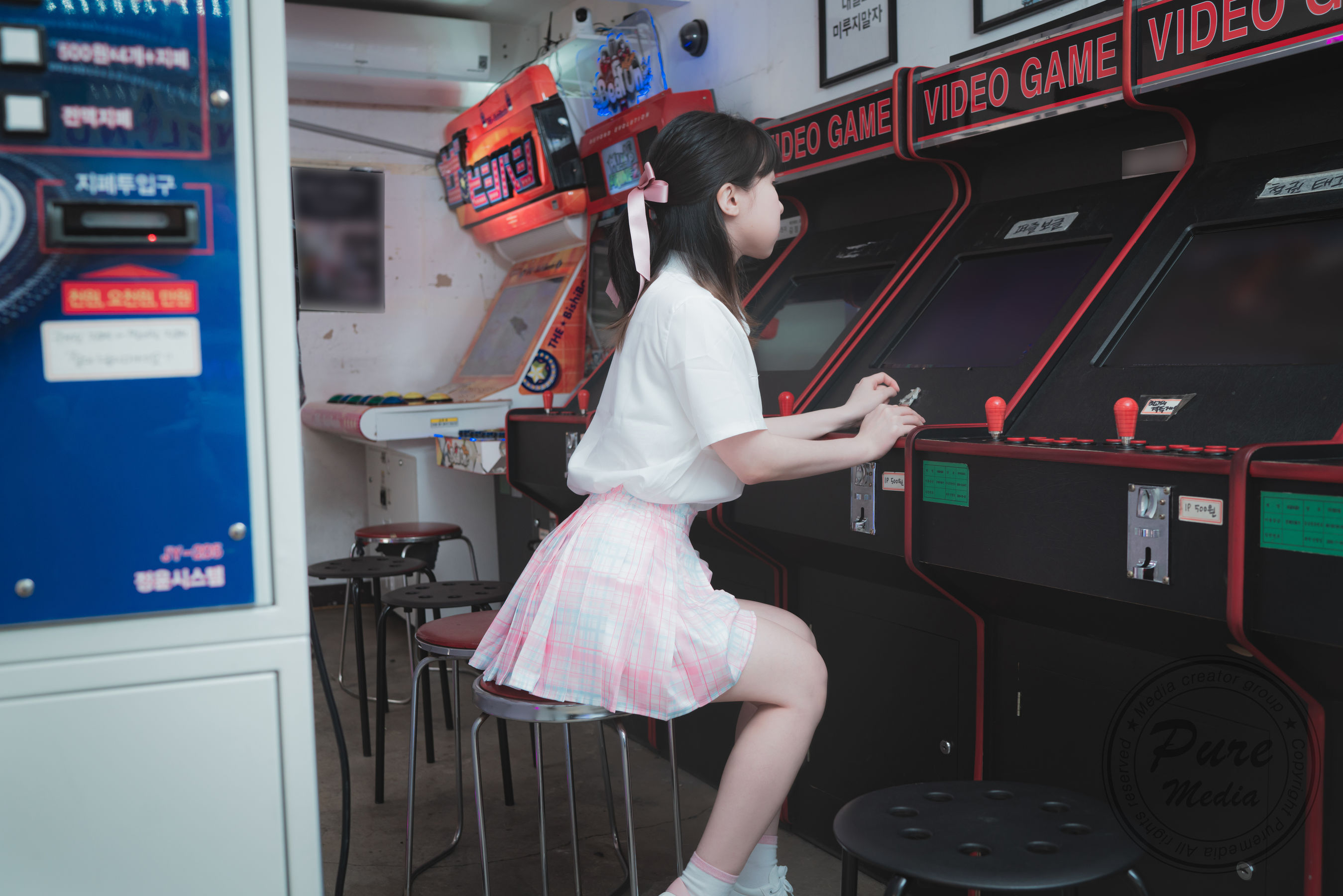 [PURE MEDIA] Uhye 粉色 [98P]
